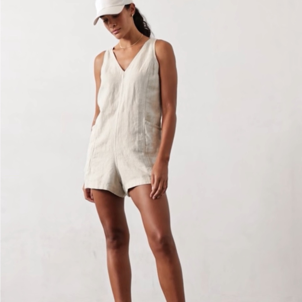 NWT Athleta Retreat Linen Romper